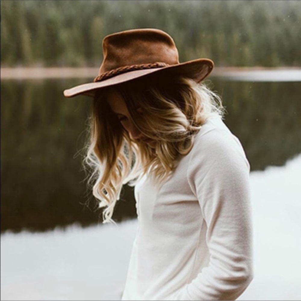 Minnetonka The Outback Hat Bohemian Leather Wide Rim Hat